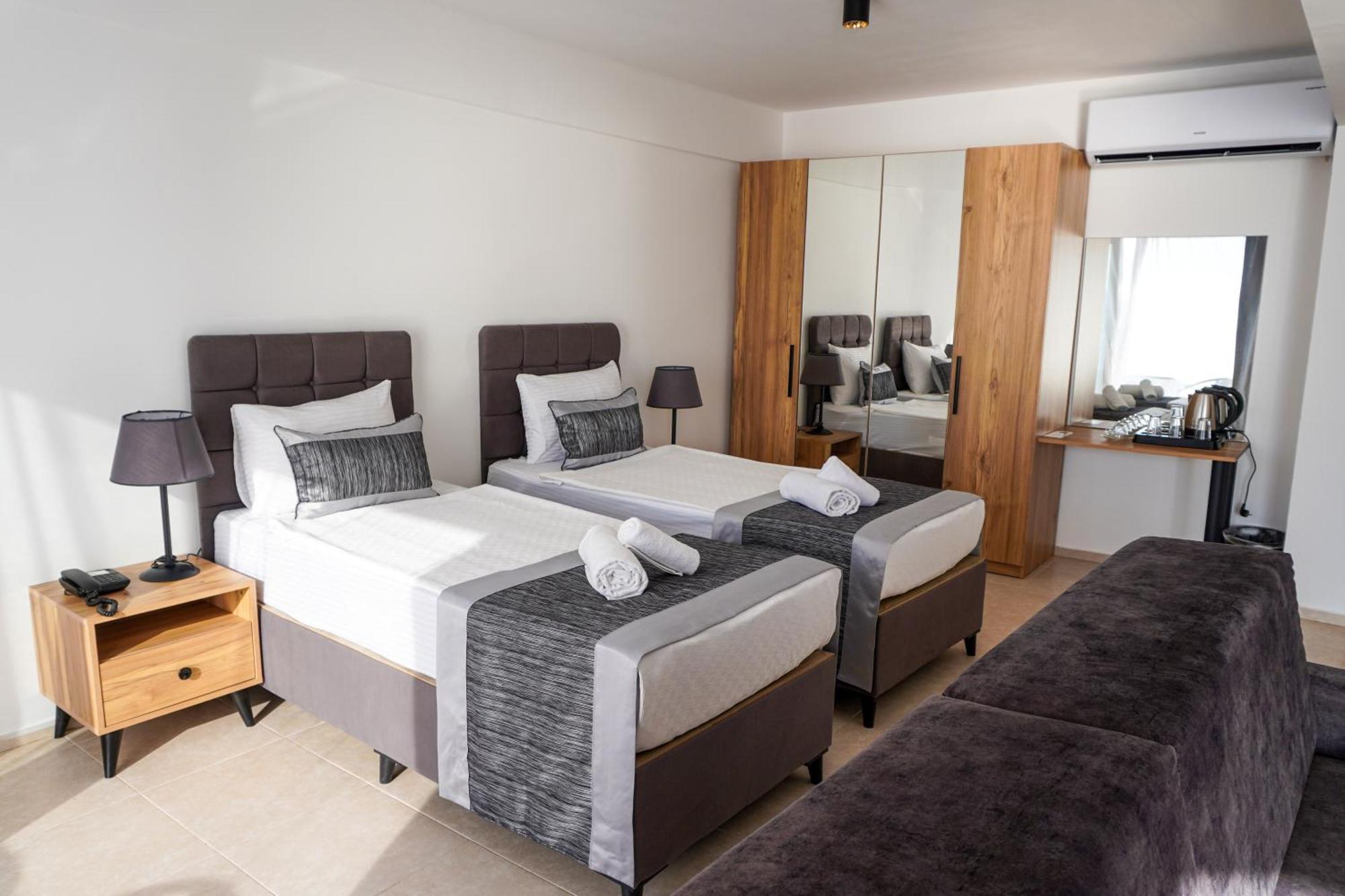 Ni Marin Hotel Milas Extérieur photo